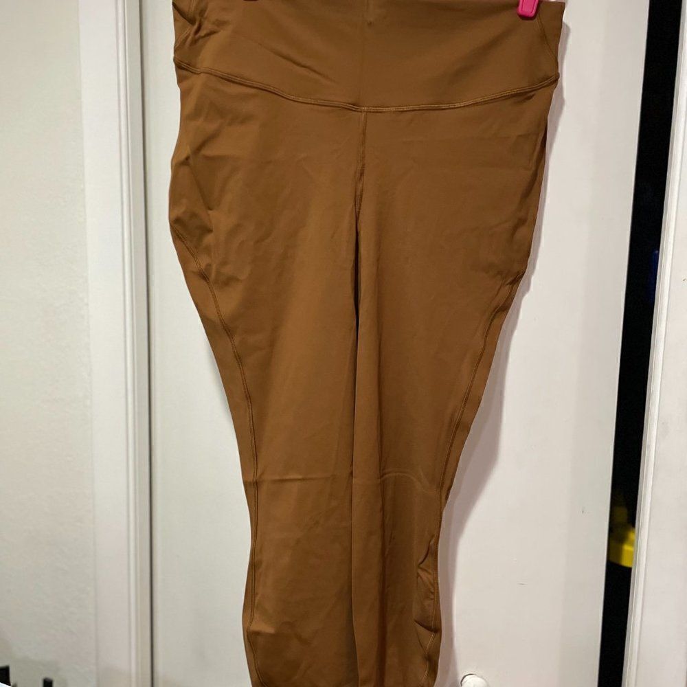 Lululemon Women's Base Pace High-Rise Running Tight 25" Copper Brown NWT size 16